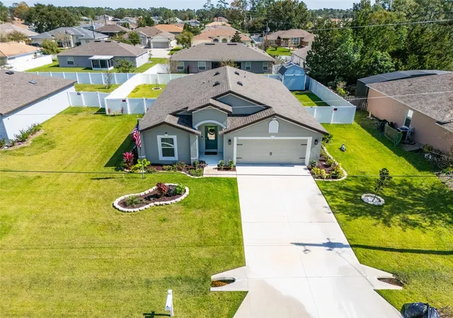 Homes for sale in Palm Coast, FL | 35 Rollins Ln, Palm Coast, FL 32164 | MLS# A4688583