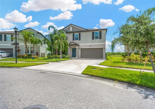 Photo 3 of Single family home for sale at 5441 Rainwood Meadows Dr, Apollo Beach, FL 33572 | MLS# O6395767 | Listing updated on 2026-09-03