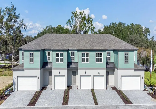 3rd image of 642 Cedar Elm Ct, Eustis, FL 32726 | MLS# W7884475