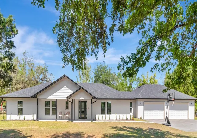 Photo 1 of Single family home for sale at 12305 Howey Cross Rd, Clermont, FL 34715 | MLS# S5147055 | Listing updated on 2026-08-11