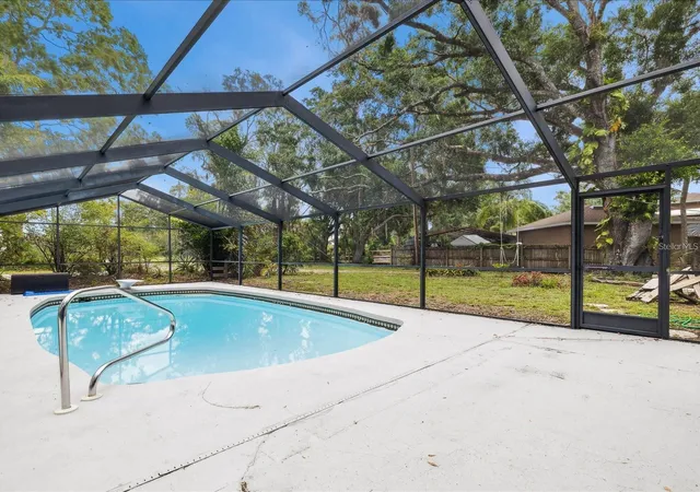 Photo 3 of Single family home for sale at 6440 Richardson Rd, Sarasota, FL 34240 | MLS# A4688592 | Listing updated on 2026-08-29