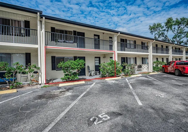 35th image of 2 N Fernwood Ave #25, Clearwater, FL 33765 | MLS# TB8493357