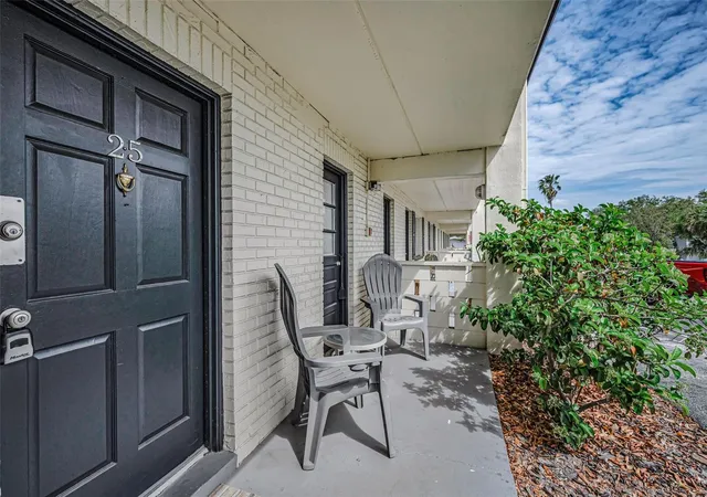 4th image of 2 N Fernwood Ave #25, Clearwater, FL 33765 | MLS# TB8493357