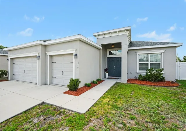 2nd image of 6749 Abbywood Ln, Zephyrhills, FL 33541 | MLS# TB8493372