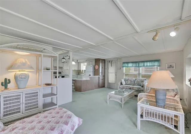 5th image of 37 William Penn Wy #13, Palm Harbor, FL 34684 | MLS# TB8493381