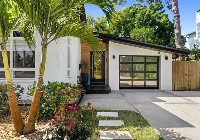 Photo 3 of Single family home for sale at 6228 7th Avenue N, St Petersburg, FL 33710 | MLS# TB8493398 | Listing updated on 2026-10-05