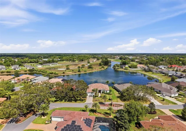 2nd image of 9203 Lake Cypress Loop, Weeki Wachee, FL 34613 | MLS# W7884490