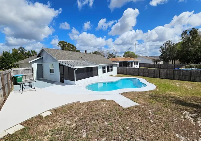 Homes for sale in Deltona, FL | 2101 Arrowhead Ave, Deltona, FL 32725 | MLS# A4688608