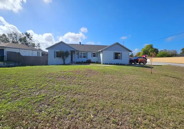 Homes for sale in Deltona, FL | 2101 Arrowhead Ave, Deltona, FL 32725 | MLS# A4688608