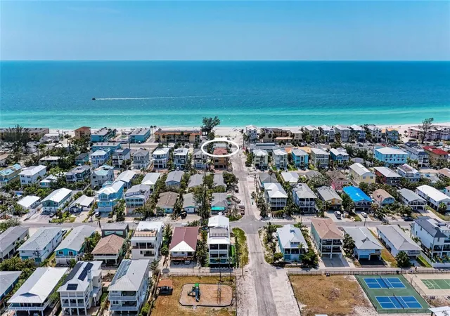 2nd image of 101 25Th St N, BRADENTON BEACH, FL 34217