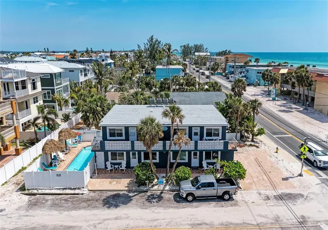 5th image of 101 25Th St N, Bradenton Beach, FL 34217