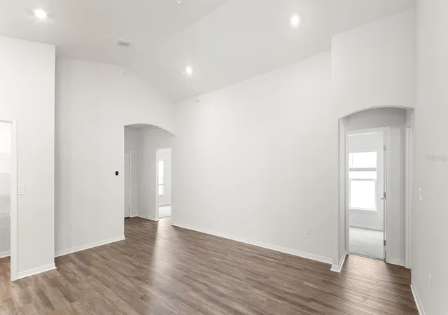 4th image of 11356 Se 76Th Ct, Belleview, FL 34420 | MLS# L4960799