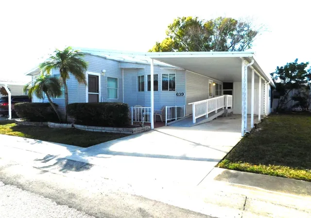 Photo 1 of Manufactured home for sale at 1001 Starkey Rd #639, Largo, FL 33771 | MLS# TB8493450 | Listing updated on 2026-09-22