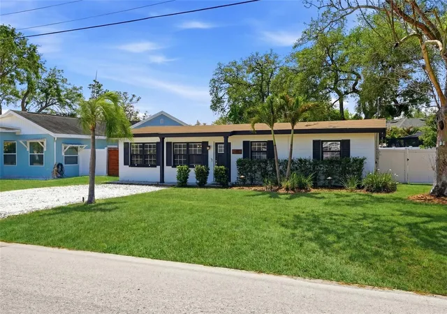Homes for sale in Tampa, FL | 3412 W Bay Ave, Tampa, FL 33611 | MLS# TB8493457