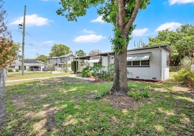 Photo 1 of Single family home for sale at 2501 Bethaway Ave, Orlando, FL 32806 | MLS# O6395874 | Listing updated on 2026-09-19