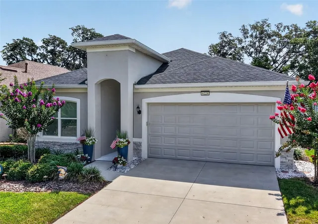 1st image of 8228 Bridgeport Bay Cir, Mount Dora, FL 32757 | MLS# G5110505