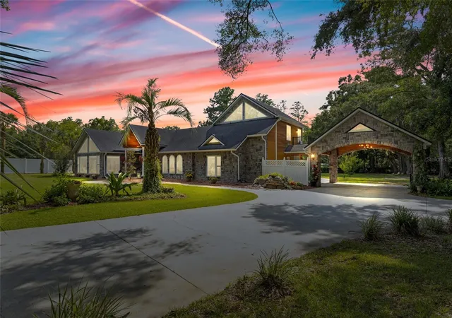 1st image of 518 Sw Little Rd, Lake City, FL 32024 | MLS# GC539111