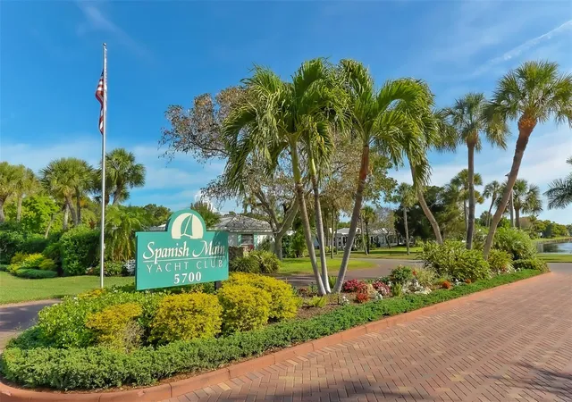 Homes for sale in Longboat Key, FL | 554 Spanish Dr S, Longboat Key, FL 34228 | MLS# A4688632