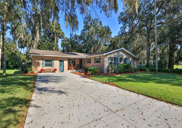Photo 1 of Single family home for sale at 515 Oliver Dr, New Smyrna Beach, FL 32168 | MLS# NS1087831 | Listing updated on 2026-08-11