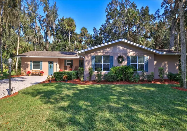 Photo 2 of Single family home for sale at 515 Oliver Dr, New Smyrna Beach, FL 32168 | MLS# NS1087831 | Listing updated on 2026-08-11