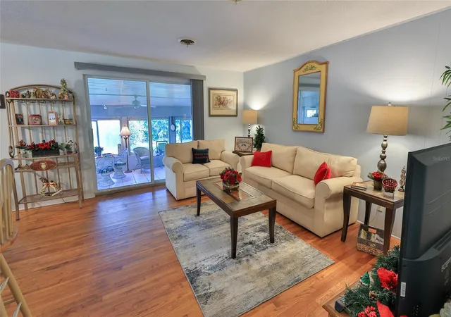 Photo 4 of Single family home for sale at 515 Oliver Dr, New Smyrna Beach, FL 32168 | MLS# NS1087831 | Listing updated on 2026-08-11