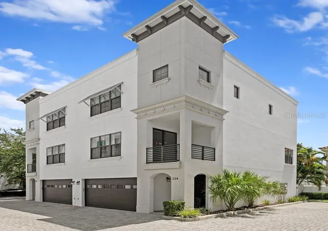 Photo 1 of Townhouse for sale at 224 S Audubon Ave, Tampa, FL 33609 | MLS# TB8493510 | Listing updated on 2026-09-12