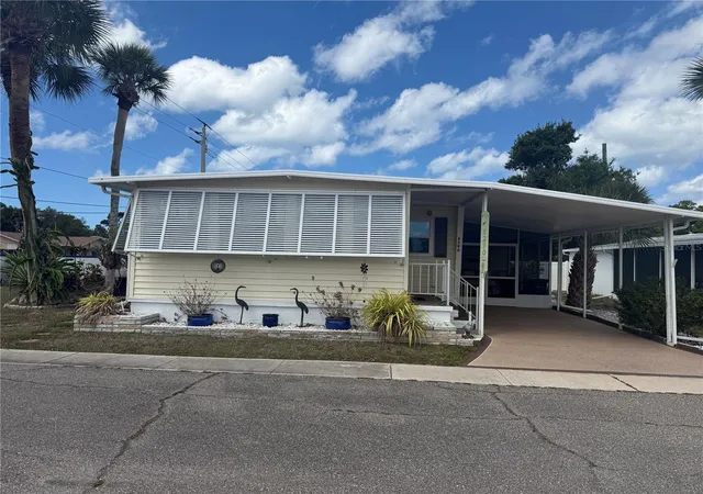1st image of 6290 Daffodil Rd, Venice, FL 34293 | MLS# N6143721