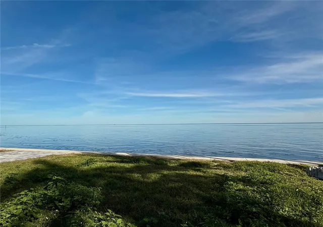 Photo 2 of Land for sale at 5926 Bahama Shrs Dr S, Saint Petersburg, FL 33705 | MLS# TB8493525 | Listing updated on 2026-04-04