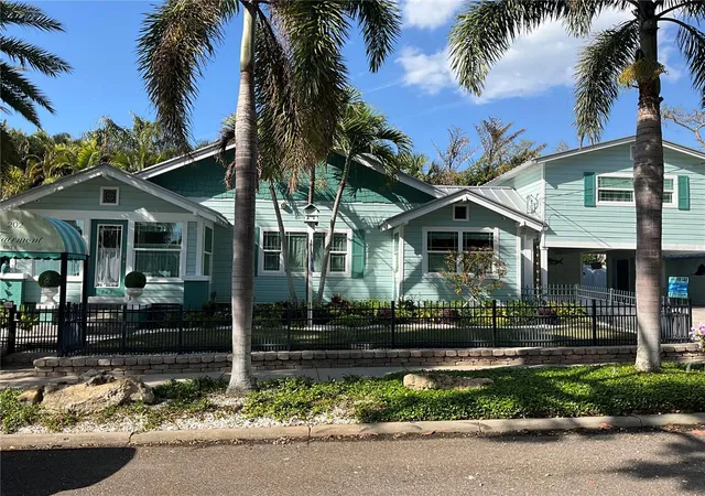 Homes for sale in Clearwater, FL | 202 Fairmont St, Clearwater, FL 33755 | MLS# TB8493540