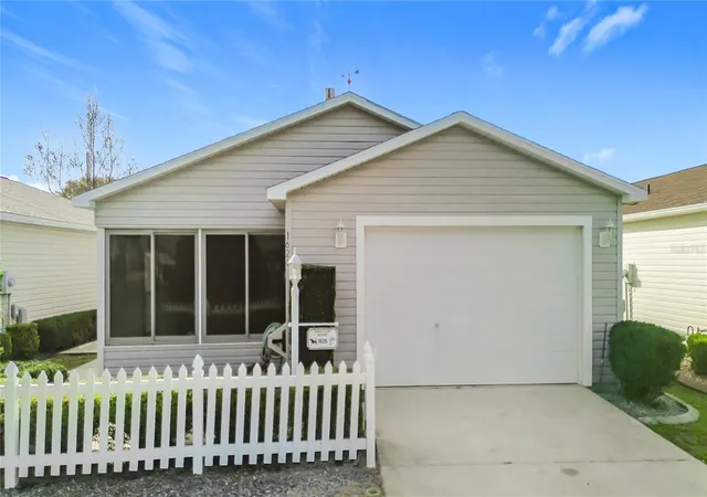 Homes for sale in The Villages, FL | 1626 Gibbes Wy, The Villages, FL 32162 | MLS# G5110521
