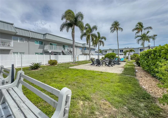 Homes for sale in Fort Myers, FL | 6777 Winkler Road, Fort Myers, FL 33919 | Houzeo
