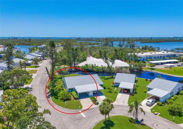 Photo 3 of Condo for sale at 4726 Potomac Cir, Bradenton, FL 34210 | MLS# A4688661 | Listing updated on 2026-09-12