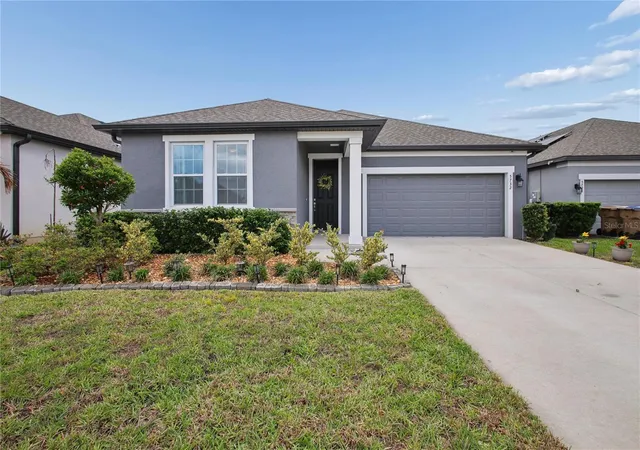 Photo 1 of Single family home for sale at 5732 Iron Brand Rd, Saint Cloud, FL 34771 | MLS# O6395991 | Listing updated on 2026-10-14
