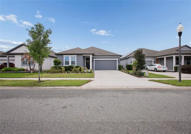 Photo 2 of Single family home for sale at 5732 Iron Brand Rd, Saint Cloud, FL 34771 | MLS# O6395991 | Listing updated on 2026-10-14
