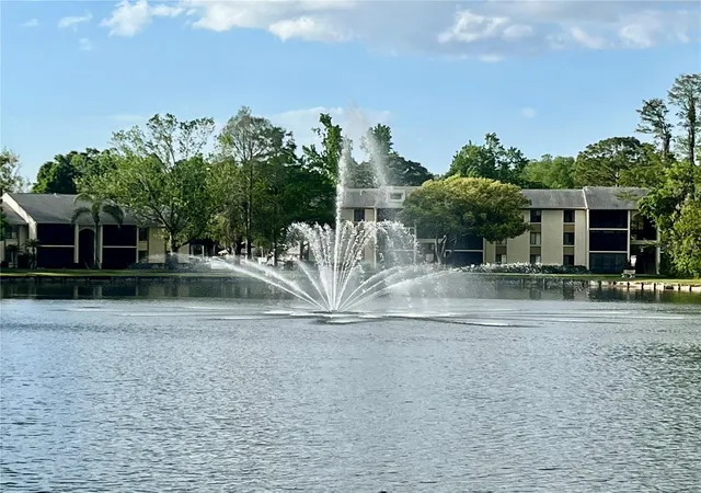 2nd image of 1423 Pine Gln Ln, TARPON SPRINGS, FL 34688