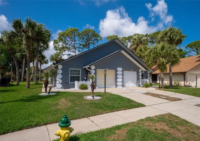 3rd image of 4538 Rockledge Ln, Port Orange, FL 32127 | MLS# V4948308