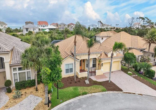 Homes for sale in Palm Coast, FL | 17 Atlantic Pl, Palm Coast, FL 32137 | MLS# FC317447