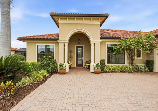 4th image of 10944 Bullrush Dr, Venice, FL 34293 | MLS# D6146882