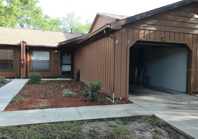 1st image of 2701 Ne 10th St #802, Ocala, FL 34470 | MLS# OM722090
