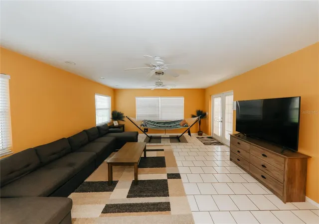 3rd image of 5211 24Th Avenue Dr W, Bradenton, FL 34209 | MLS# TB8493637