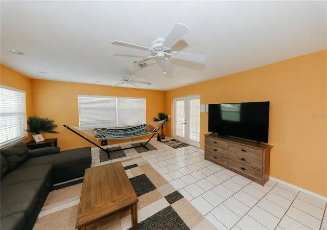 5th image of 5211 24Th Avenue Dr W, Bradenton, FL 34209 | MLS# TB8493637