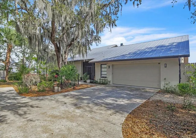 Photo 2 of Single family home for sale at 3264 Park Dr, Punta Gorda, FL 33982 | MLS# C7524288 | Listing updated on 2026-09-12