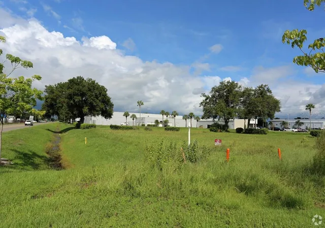 5th image of 4201 W Crest Ave, Tampa, FL 33614 | MLS# TB8493680