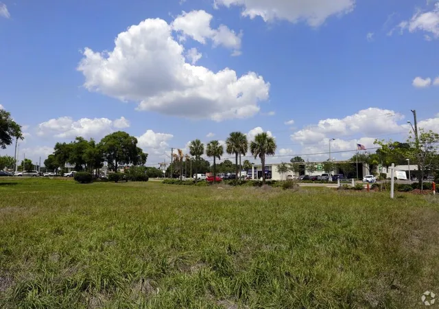 6th image of 4201 W Crest Ave, Tampa, FL 33614 | MLS# TB8493680