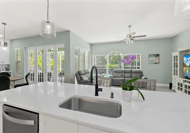 5th image of 1029 Stone Lake Dr, Ormond Beach, FL 32174 | MLS# FC317448
