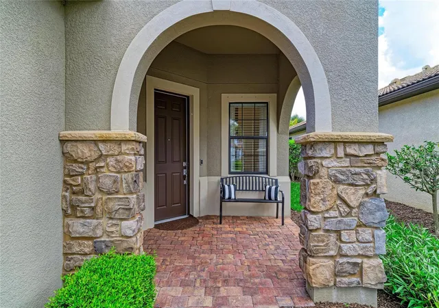 4th image of 6735 Haverhill Ct, Bradenton, FL 34202 | MLS# A4688709