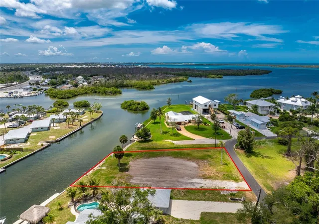 Photo 3 of Land for sale at 1899 Riverside Dr, Englewood, FL 34223 | MLS# D6146887 | Listing updated on 2026-07-01
