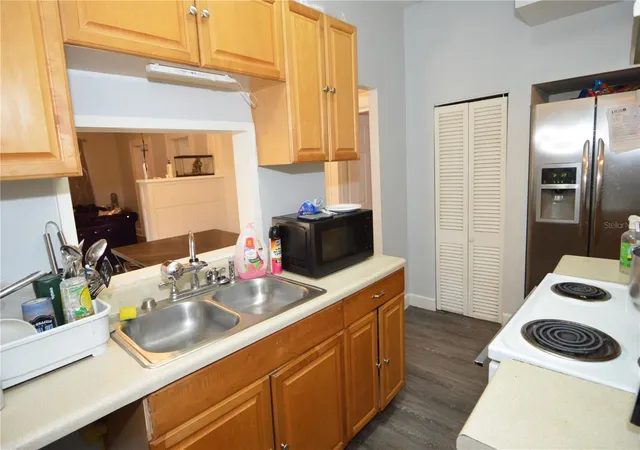 4th image of 1244 20Th Ave S, St Petersburg, FL 33705 | MLS# TB8493724