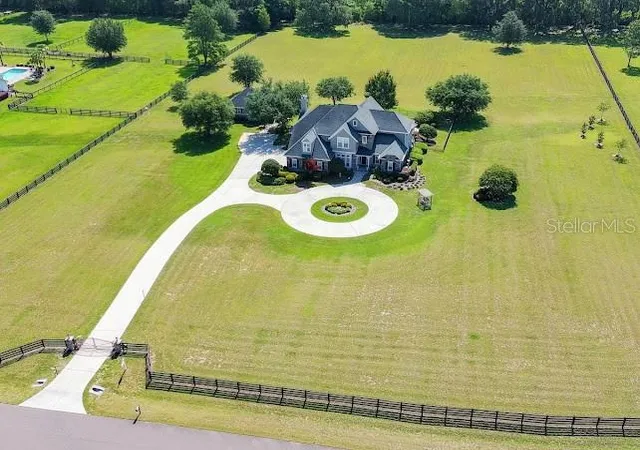 2nd image of 10401 Nw 153rd Ter, Alachua, FL 32615 | MLS# GC539135