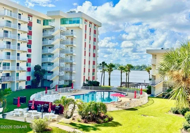 2nd image of 2711 N Halifax Ave #374, Daytona Beach, FL 32118 | MLS# V4948317
